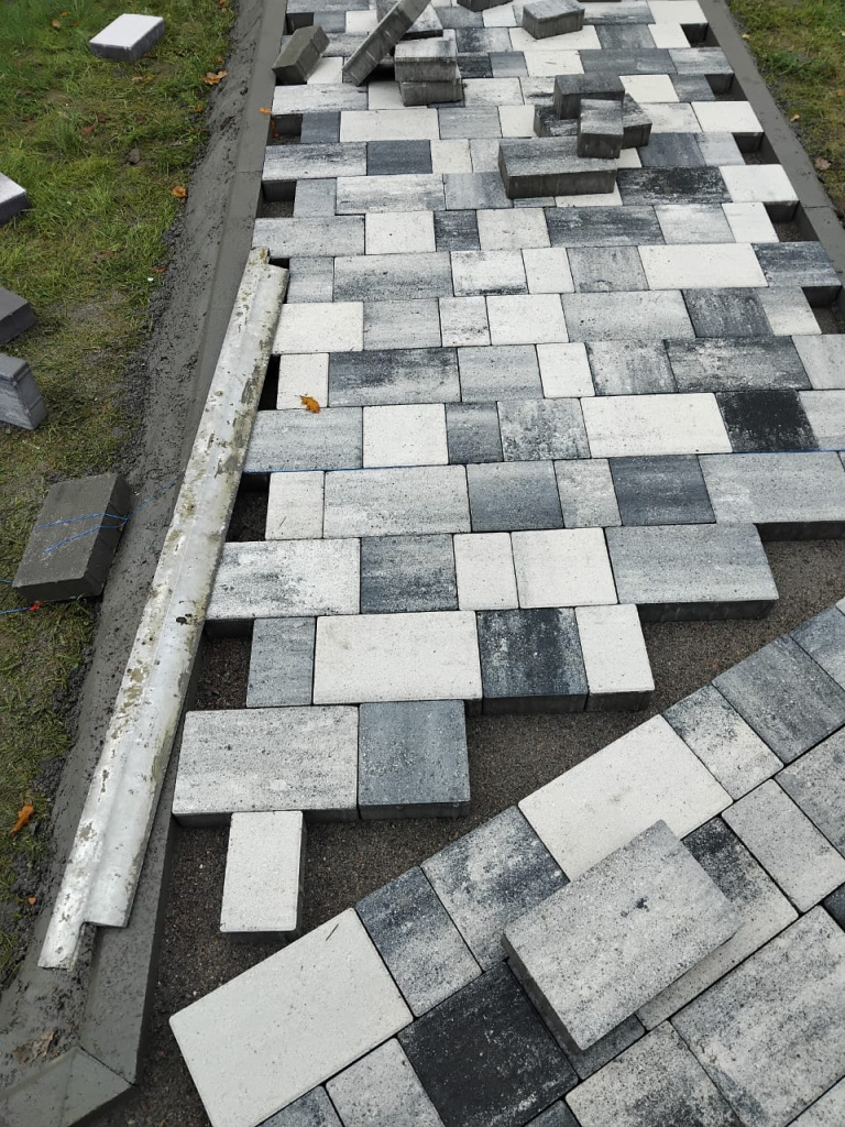 PHOTO-2025-10-23-15-27-17 (2).jpg